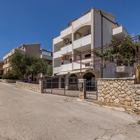 Holiday Home Krishto Trogir Exterior foto