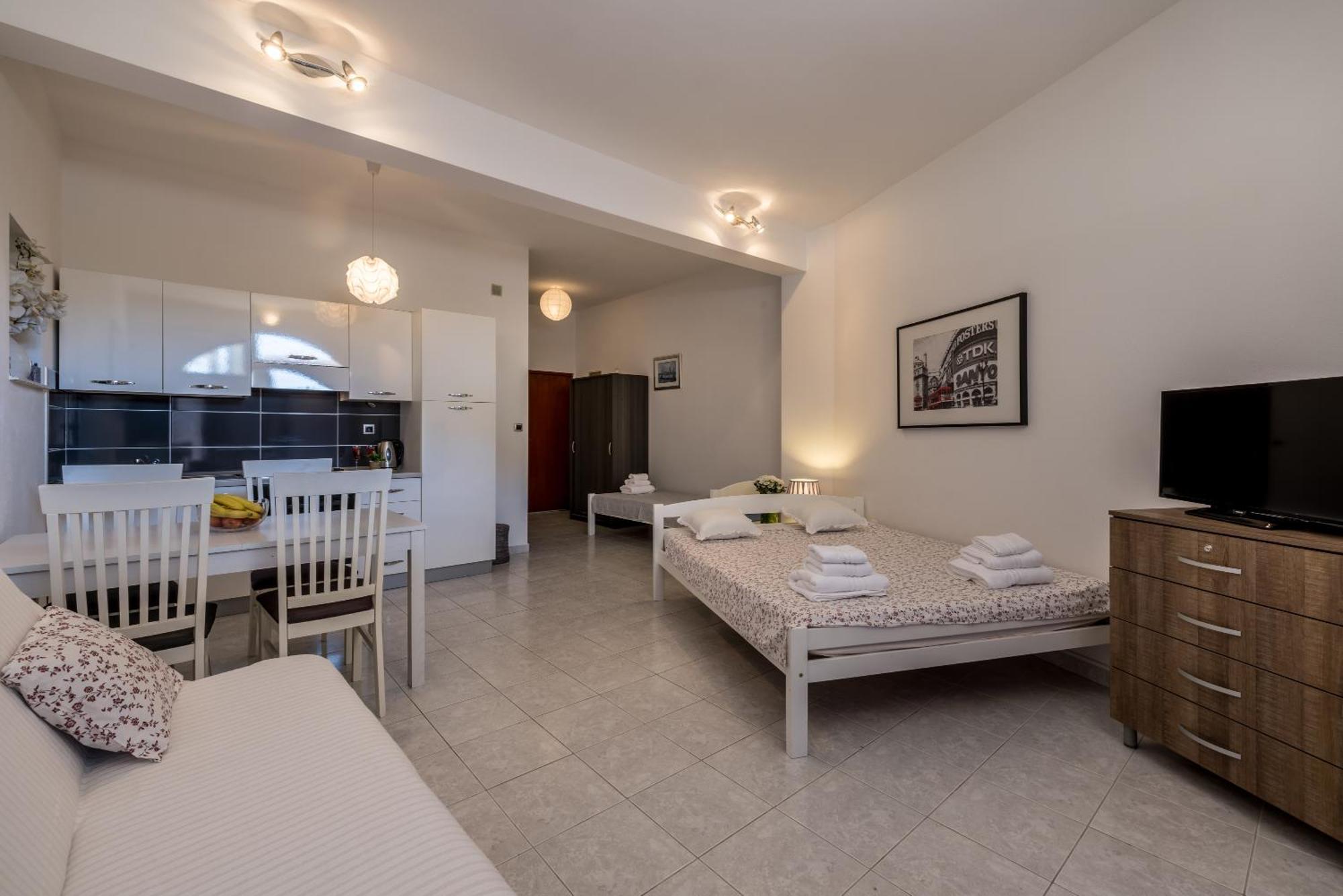 Holiday Home Krishto Trogir Exterior foto