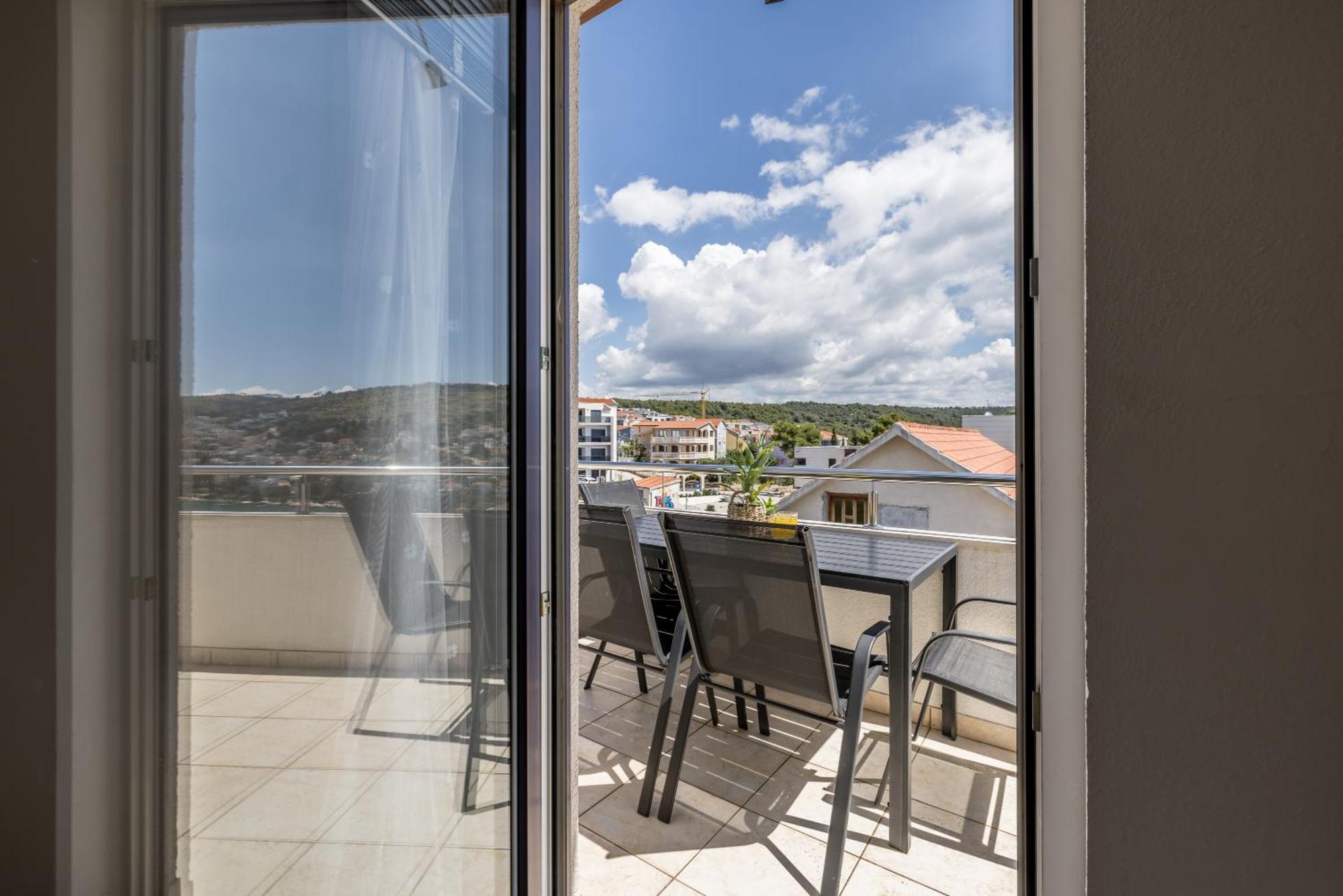 Holiday Home Krishto Trogir Exterior foto