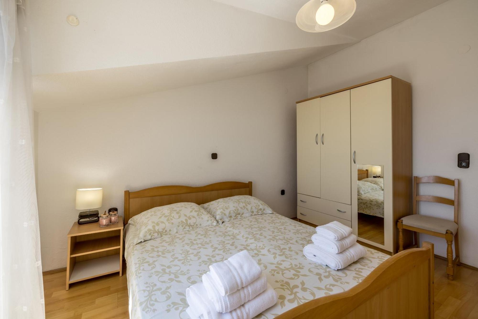 Holiday Home Krishto Trogir Exterior foto
